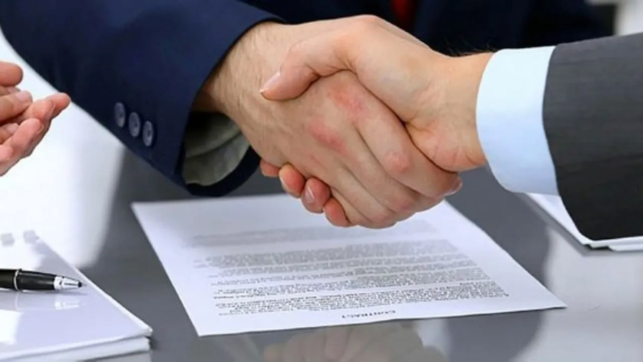 İş Bankası memur alımı başladı! 18-30 yaş arası kişiler başvurabilir