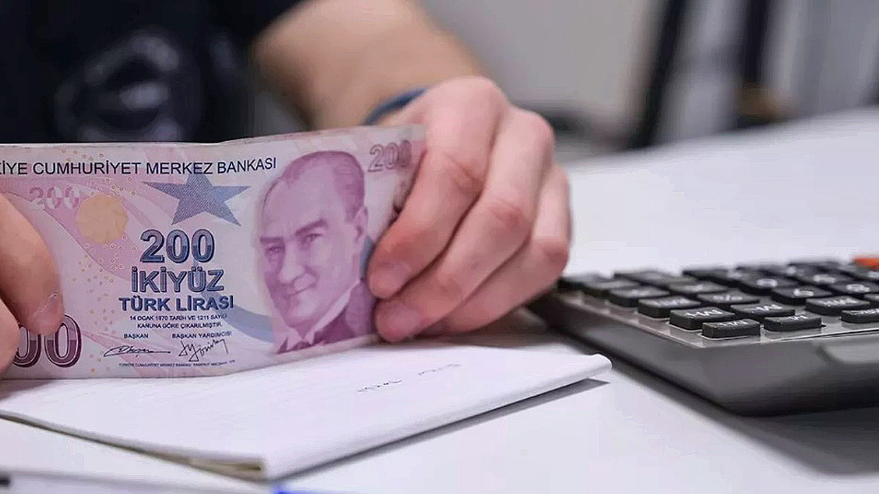 20 yaşından büyük herkese İŞKUR'dan 9.549 TL nakit desteği! 9 ay boyunca sürecek, çift ödeme alma şansı da var