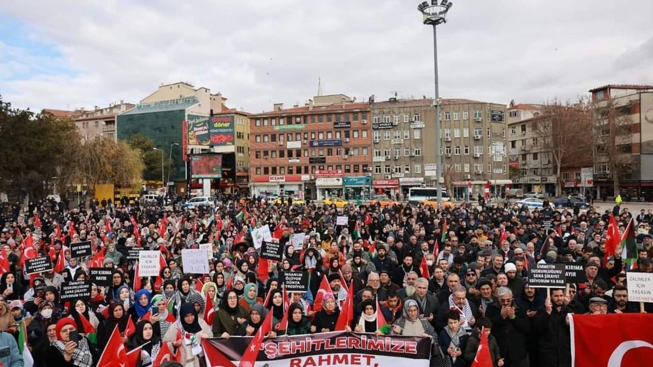 Kırıkkale'de "Çocuklar Ölmesin, Filistin'e Özgürlük" Etkinliği Düzenlendi