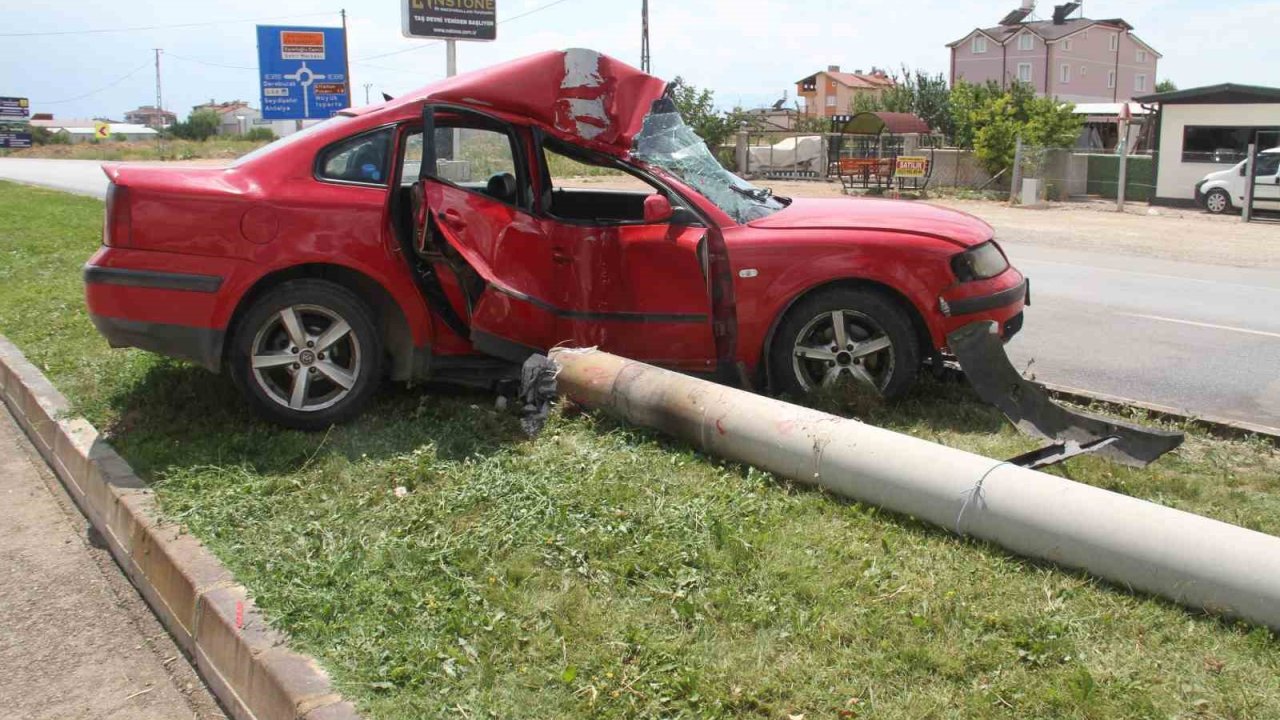 Konya'da Trafik Kazası: 2 Yaralı