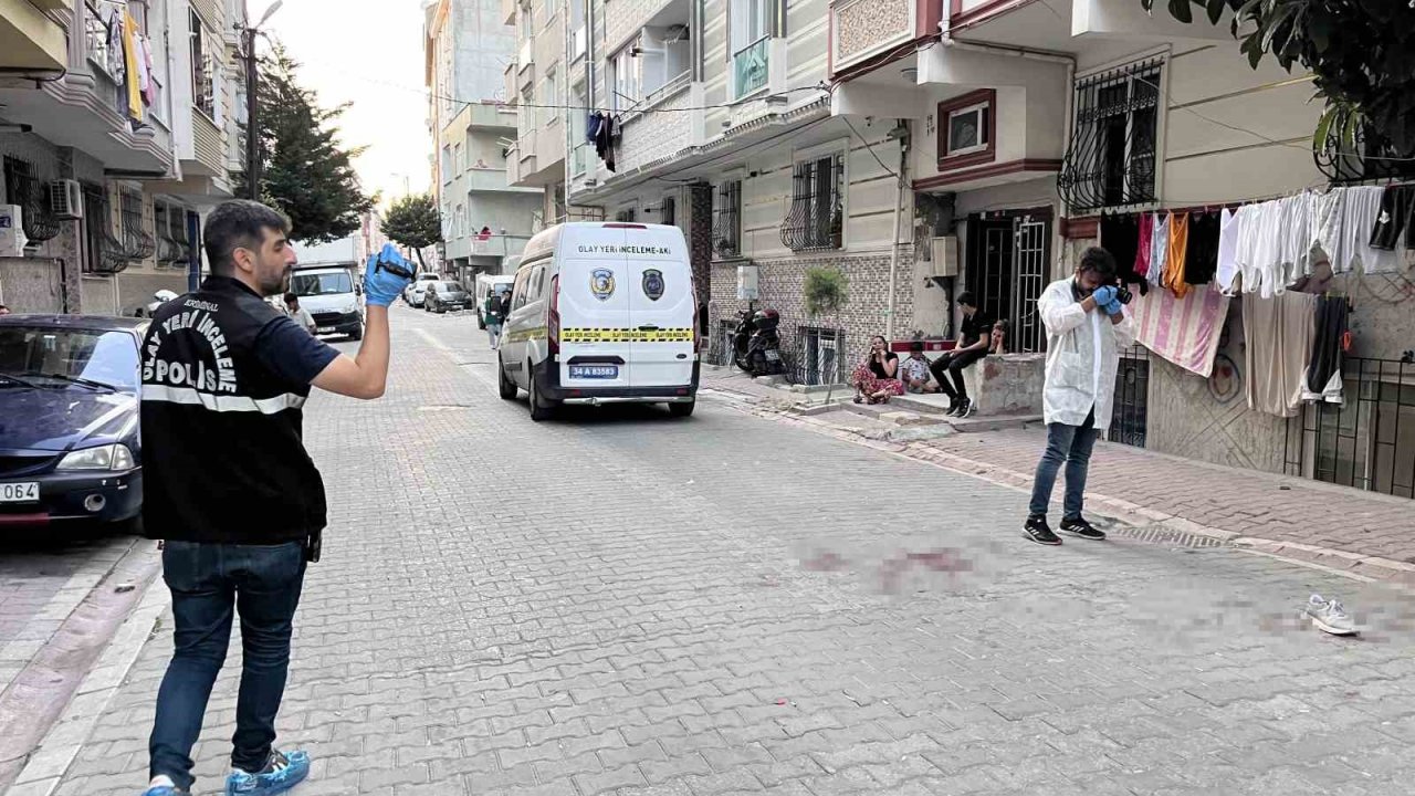 İstanbul Esenyurt'ta Sokaklar Kan Gölüne Döndü: 2 Yaralı Var